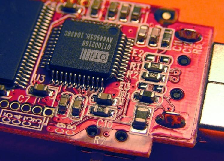 The Ultimate Guide to Circuit Board Components Type, Selection & Assembly