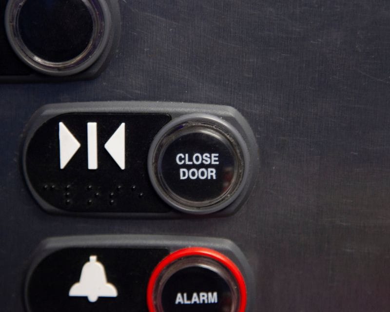 Door Open & Close Buttons
